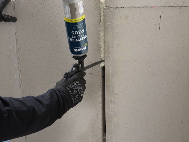 bostik-france-product-application-p305-foam-n-fill-pro-640x480px.jpg