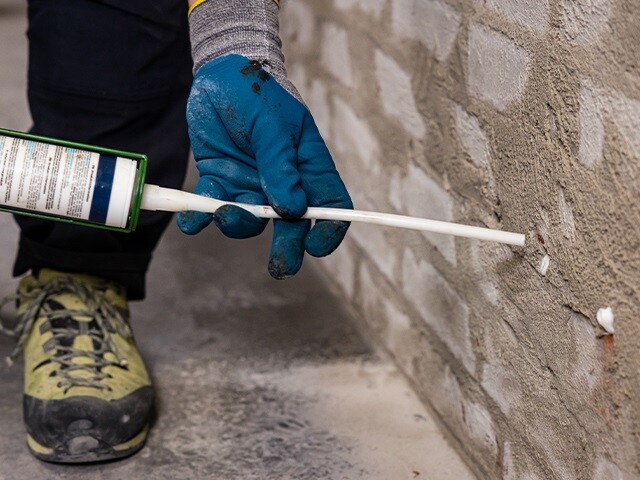 Aanbrengen van A715 HYDRO CREME