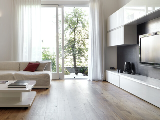 Solid wood floor.jpg