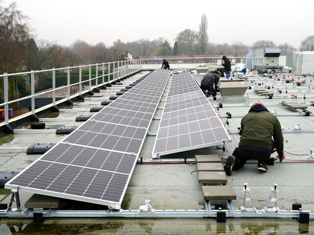bostik-benelux-sustainability-solar-panels2-640px.jpg
