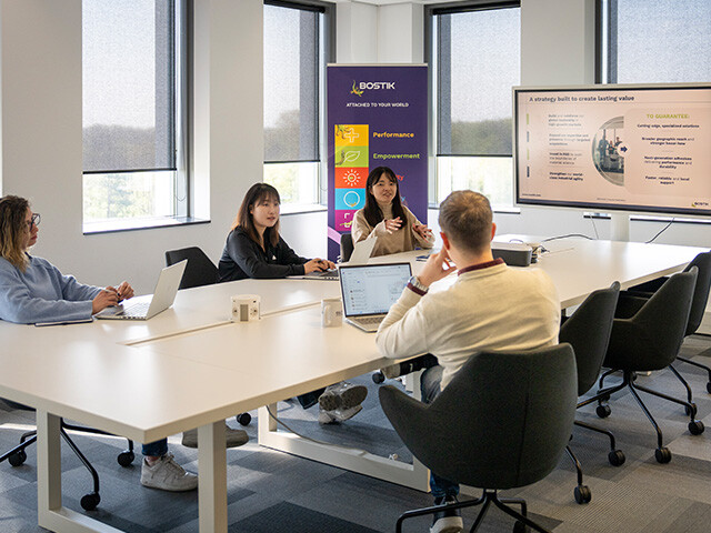 bostik digital sales team in a meetingroom