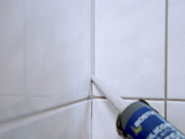 Bostiks premiumsilikon för sanitets -och byggfogar S755 Silicone Bath & Kitchen P