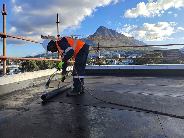 Smart and complete range of solutions that meet professional needs.