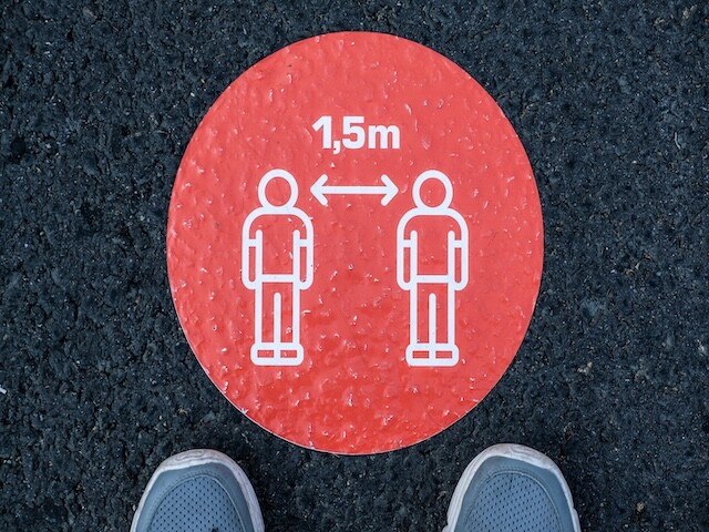 Pressure sensitive adhesives for graphics applications