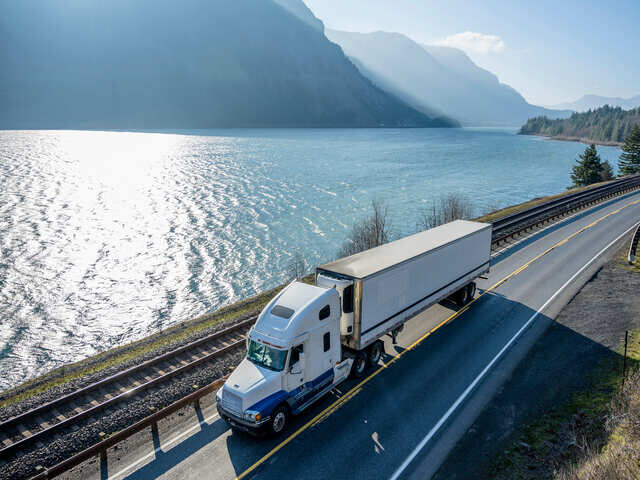 truck-and-trailer-transportation-bostik-640x480.jpg